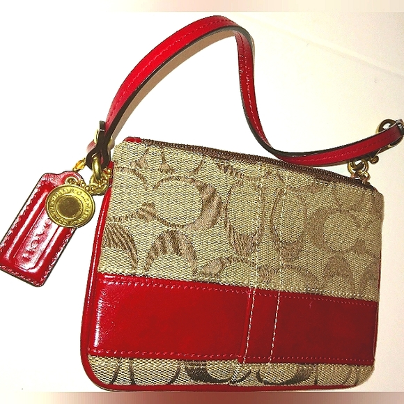 ☆Brand New☆Stunning COACH Classic 2008 Red Signature Stripe Clutch Wristlet☆ - Picture 5 of 16